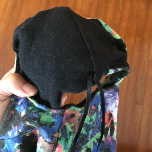 Bodycon Sleeveless Kaleidoscope Dress - Picture 4 of 4